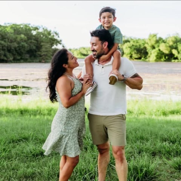 Meet your Posher, Josh - Picture 1 of 1